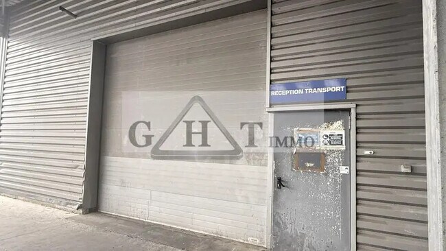 Location Entrepôt 2 500 m²