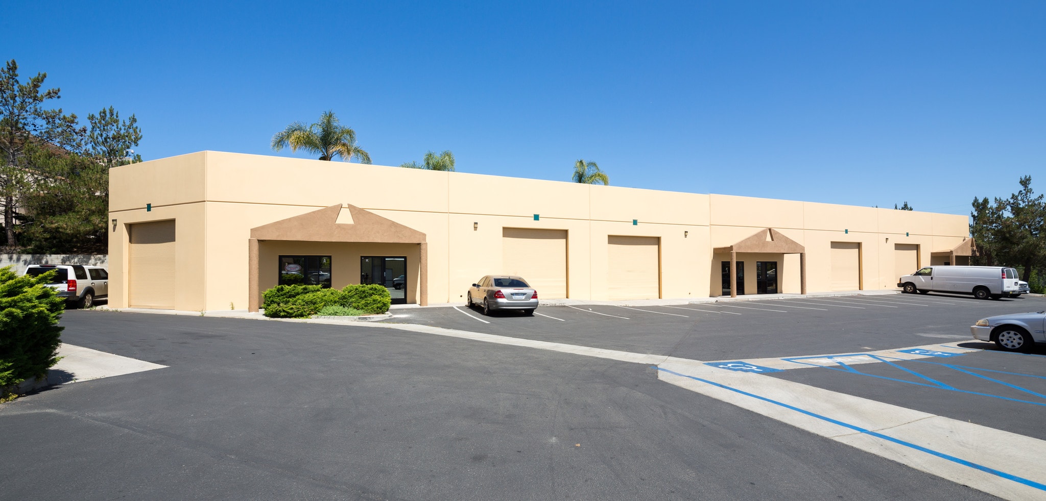 1991 Don Lee Pl, Escondido, CA for lease Building Photo- Image 1 of 5
