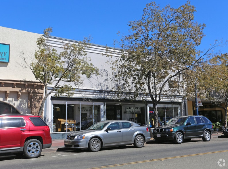 810 W Texas St, Fairfield, CA for sale - Building Photo - Image 3 of 14