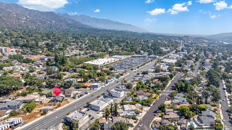 2757 Foothill Blvd, La Crescenta, CA for sale - Aerial - Image 2 of 41