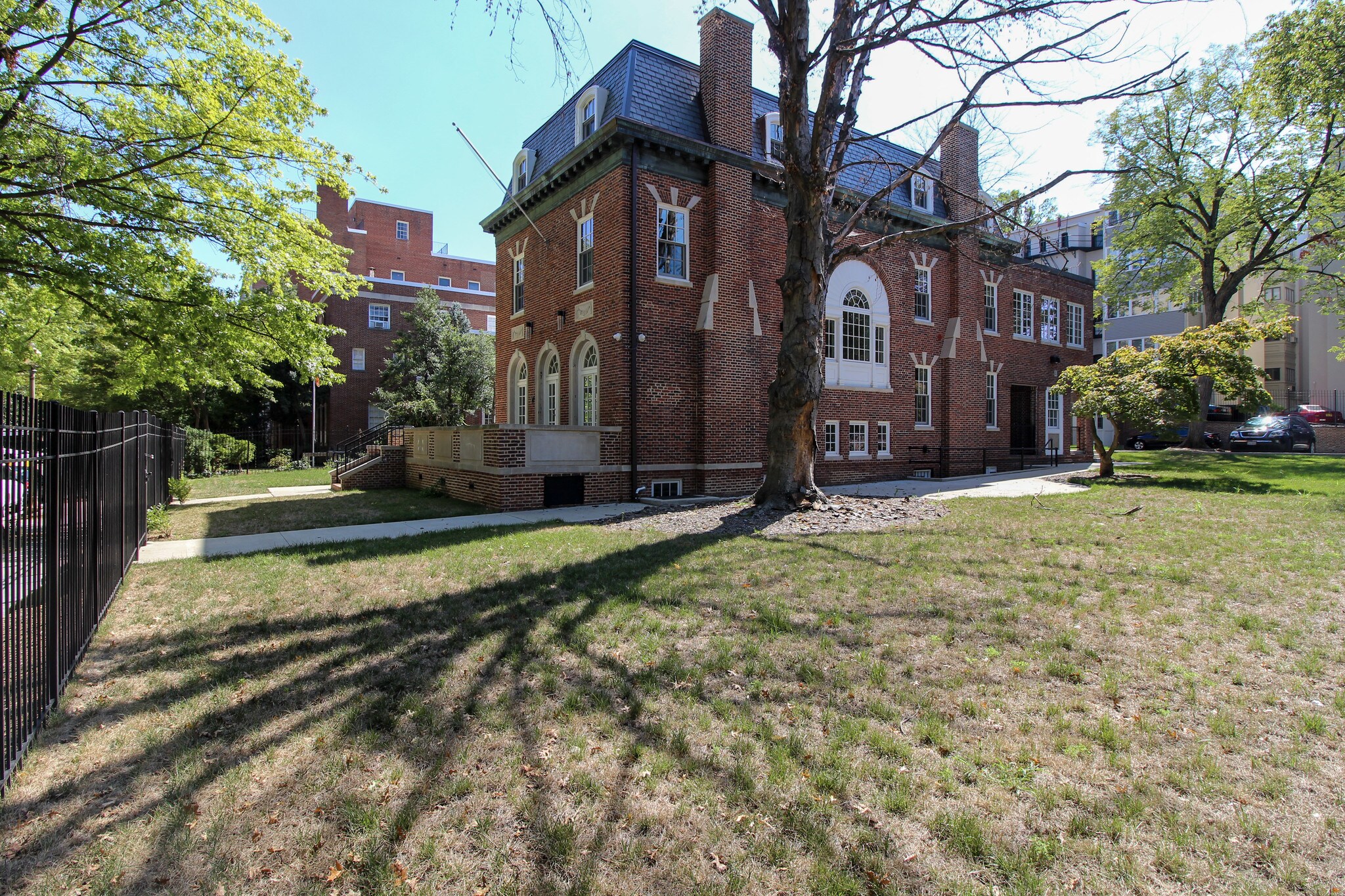 2134 Kalorama Rd NW, Washington, DC for sale Building Photo- Image 1 of 1