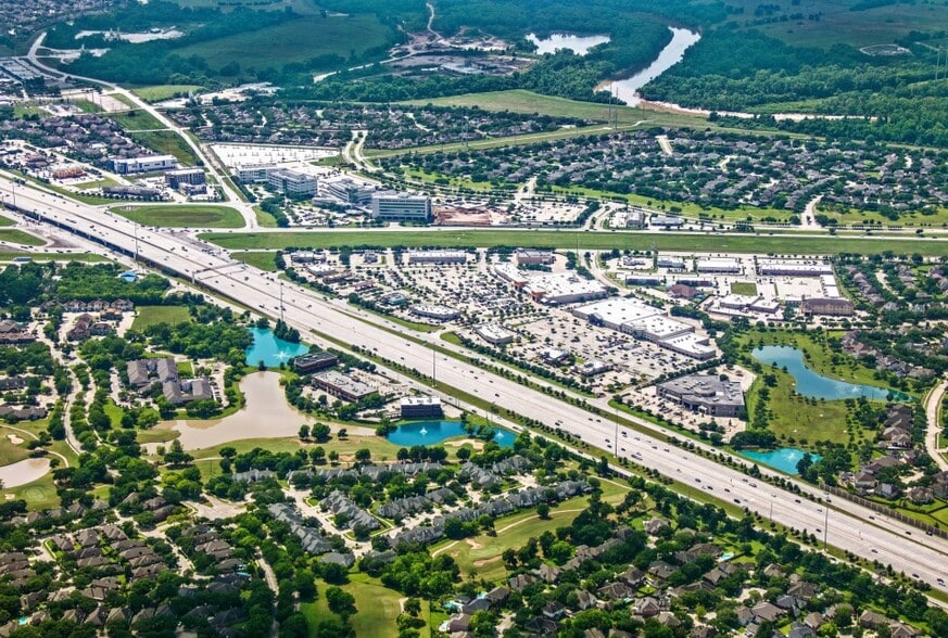 19660-20030 Southwest Fwy, Sugar Land, TX for lease - Building Photo - Image 1 of 11