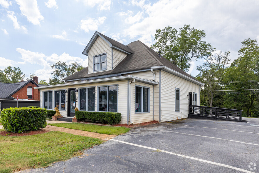 173 N Main St, Jonesboro, GA for sale - Primary Photo - Image 1 of 2