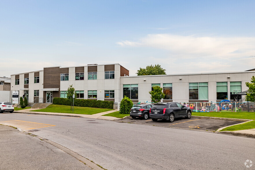 1-3 Rue Quintal, Charlemagne, QC for lease - Primary Photo - Image 1 of 4