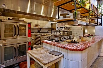 676 Flushing Ave, Brooklyn, NY for lease Interior Photo- Image 2 of 17