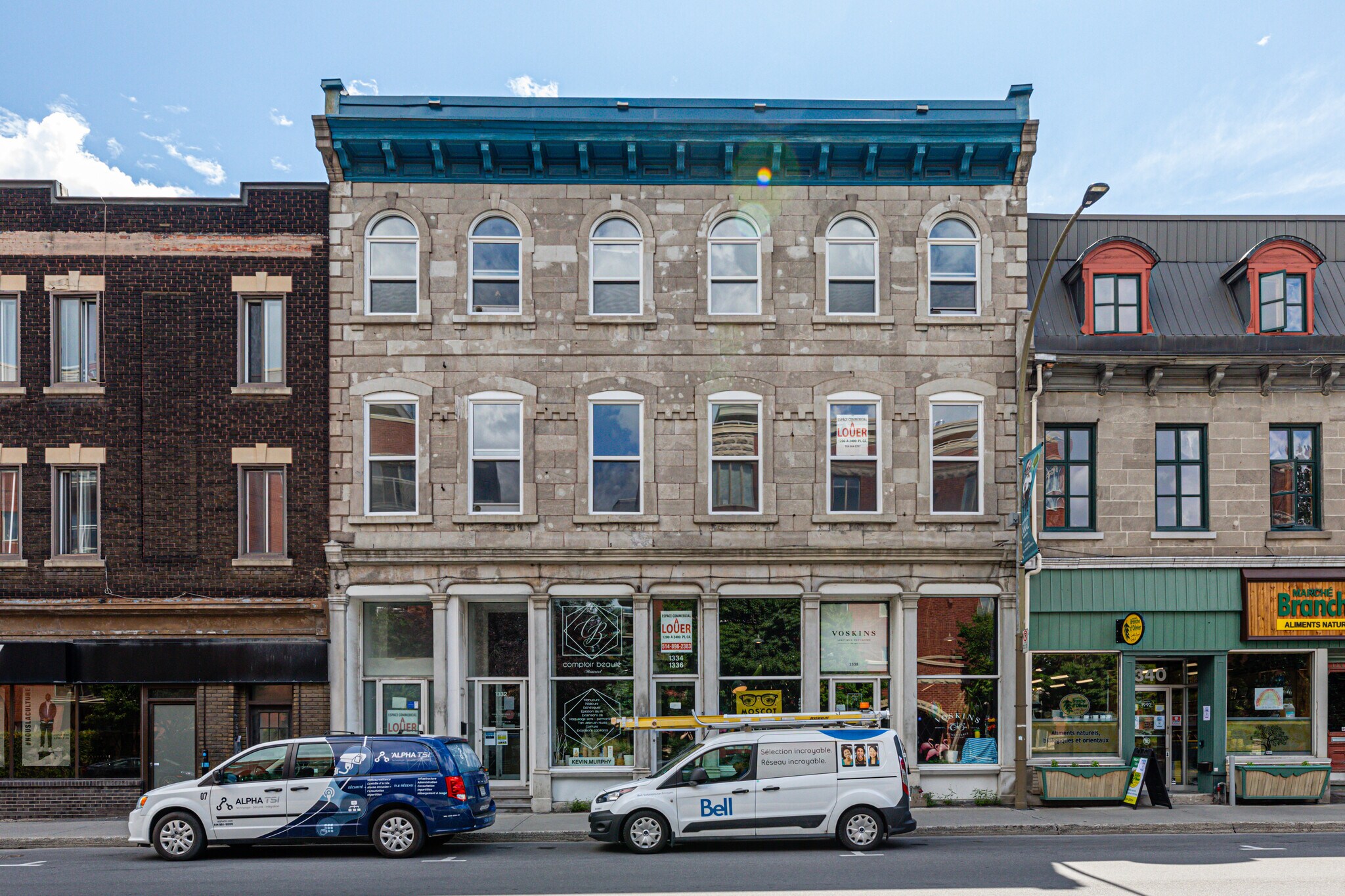 1332 Rue Notre-Dame O, Montréal, QC for sale Primary Photo- Image 1 of 1