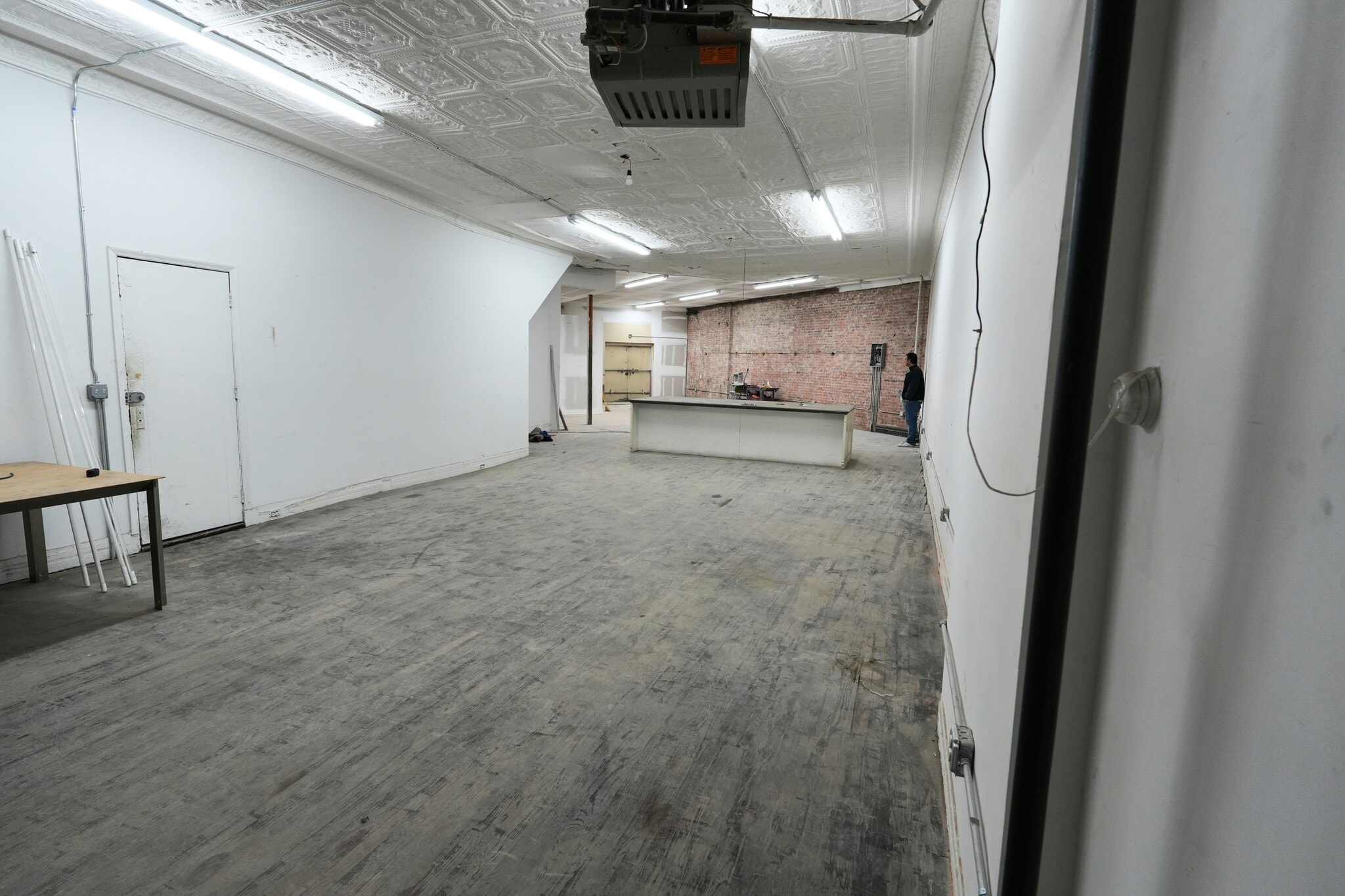 1102 Broadway, Brooklyn, NY for lease Building Photo- Image 1 of 11