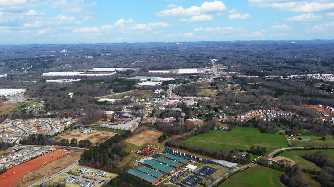 8422 Pendergrass Rd, Hoschton, GA 30548 12+ acres for development