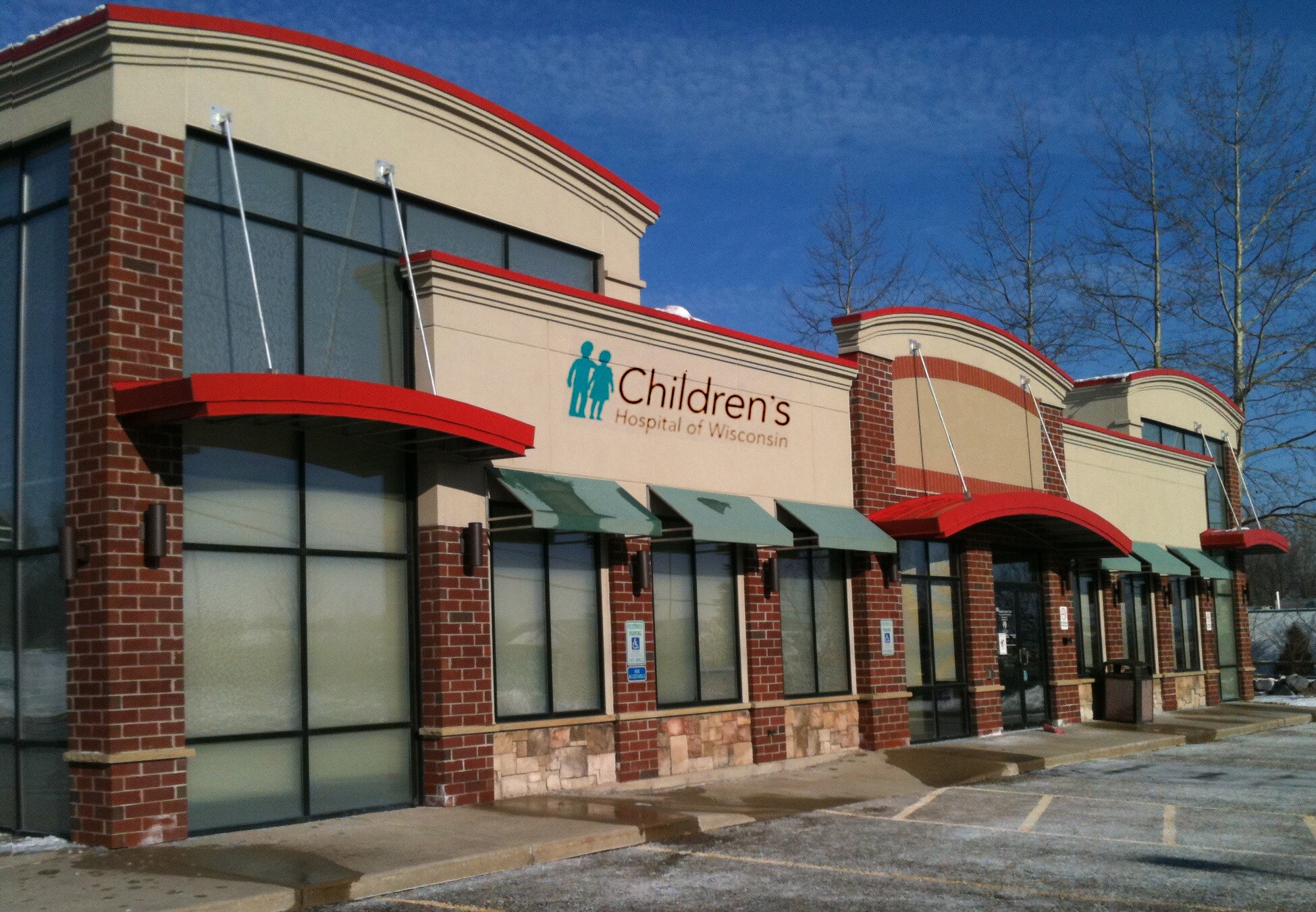 7330 W Rawson Ave, Franklin, WI for sale Building Photo- Image 1 of 5