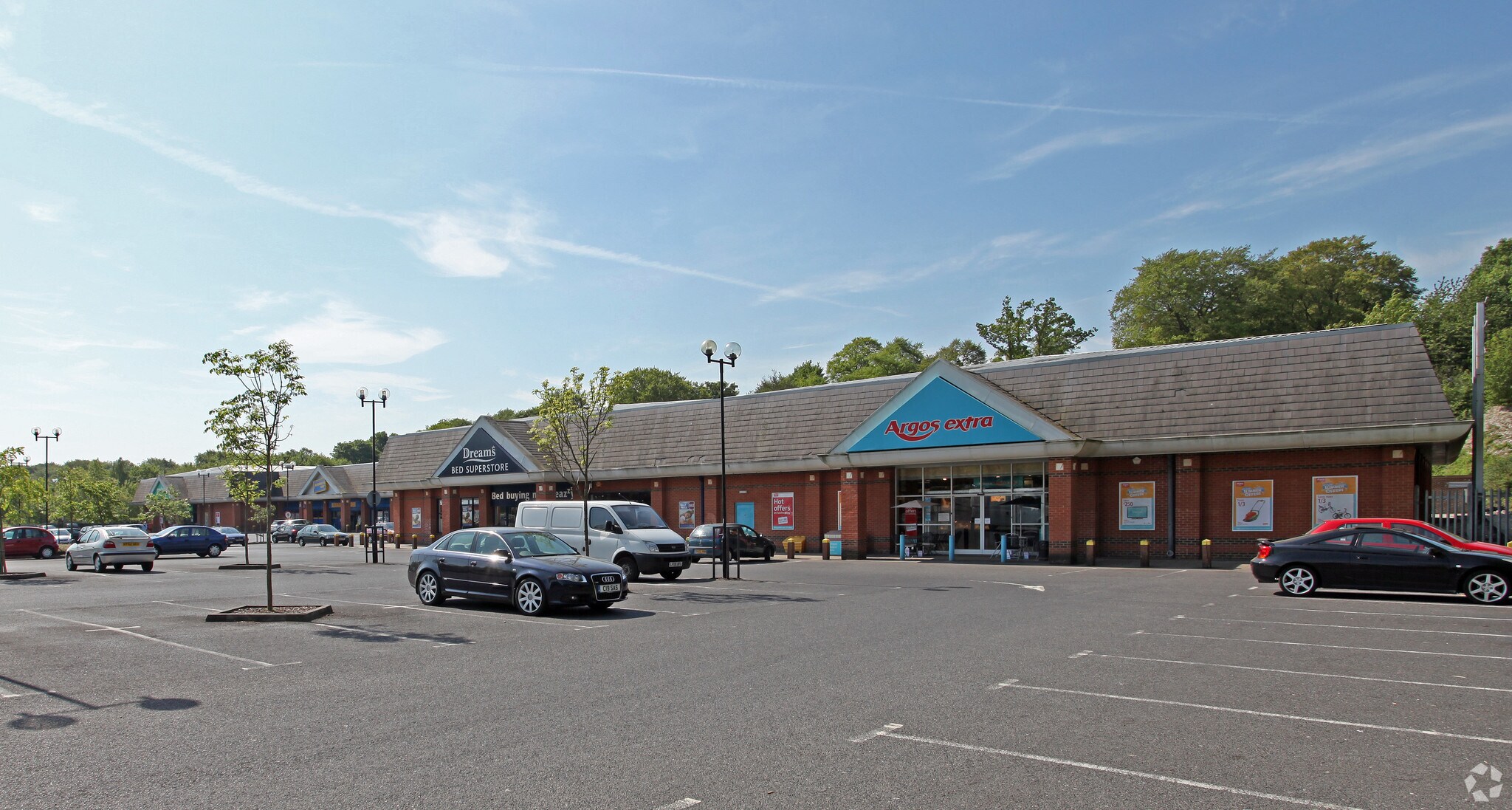 Winchester Rd, Basingstoke for sale Primary Photo- Image 1 of 1