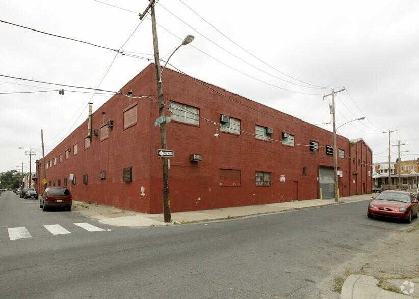 2848 Chatham St, Philadelphia, PA for lease - Building Photo - Image 2 of 16