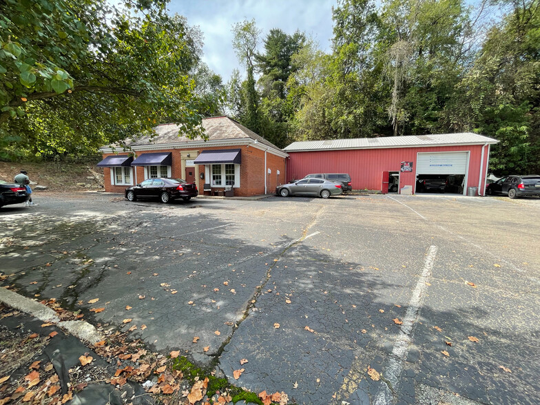 630-640 Long Rd portfolio of 2 properties for sale on LoopNet.com - Building Photo - Image 3 of 26