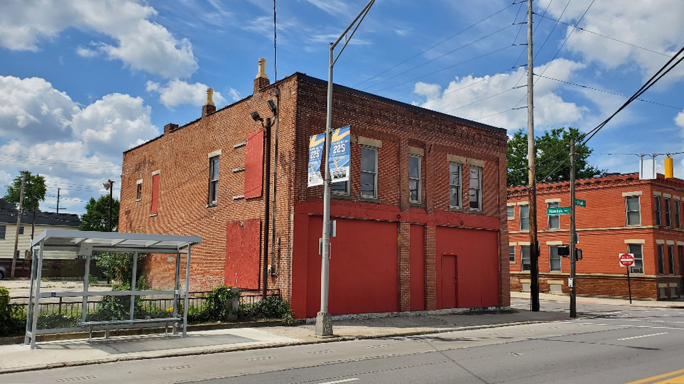 941 W Broad St, Columbus, OH for sale - Primary Photo - Image 1 of 10