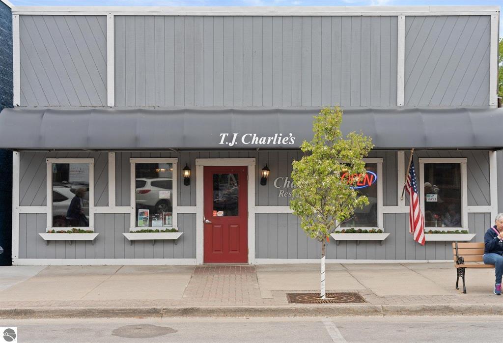 135 River, Elk Rapids, MI for sale Building Photo- Image 1 of 1