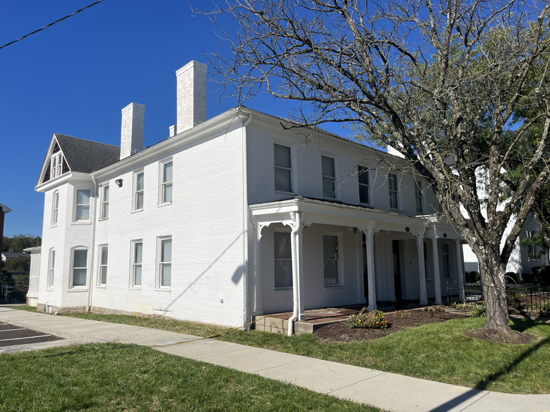 608-610 W Main St, Lexington, KY for lease - Building Photo - Image 1 of 4