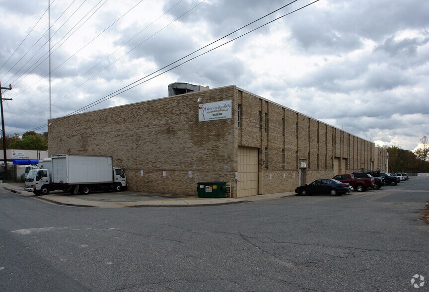 2300-2306 Perkins Pl, Silver Spring, MD for sale - Primary Photo - Image 1 of 1