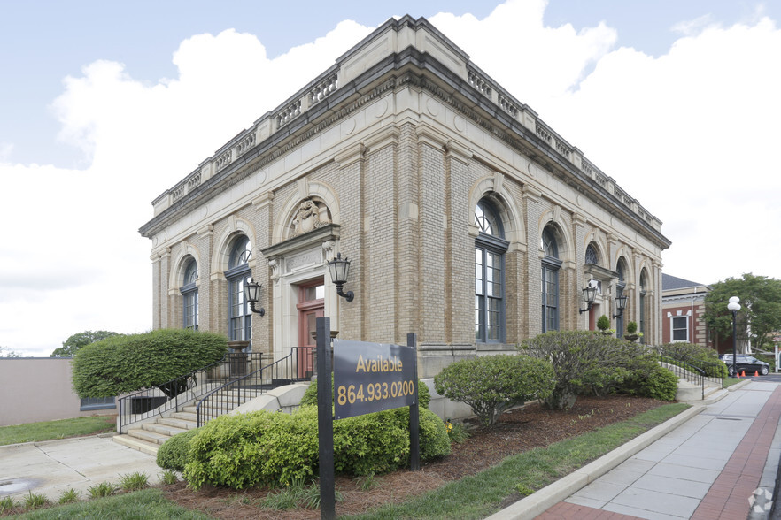 401 N Main St, Anderson, SC for lease - Building Photo - Image 2 of 11