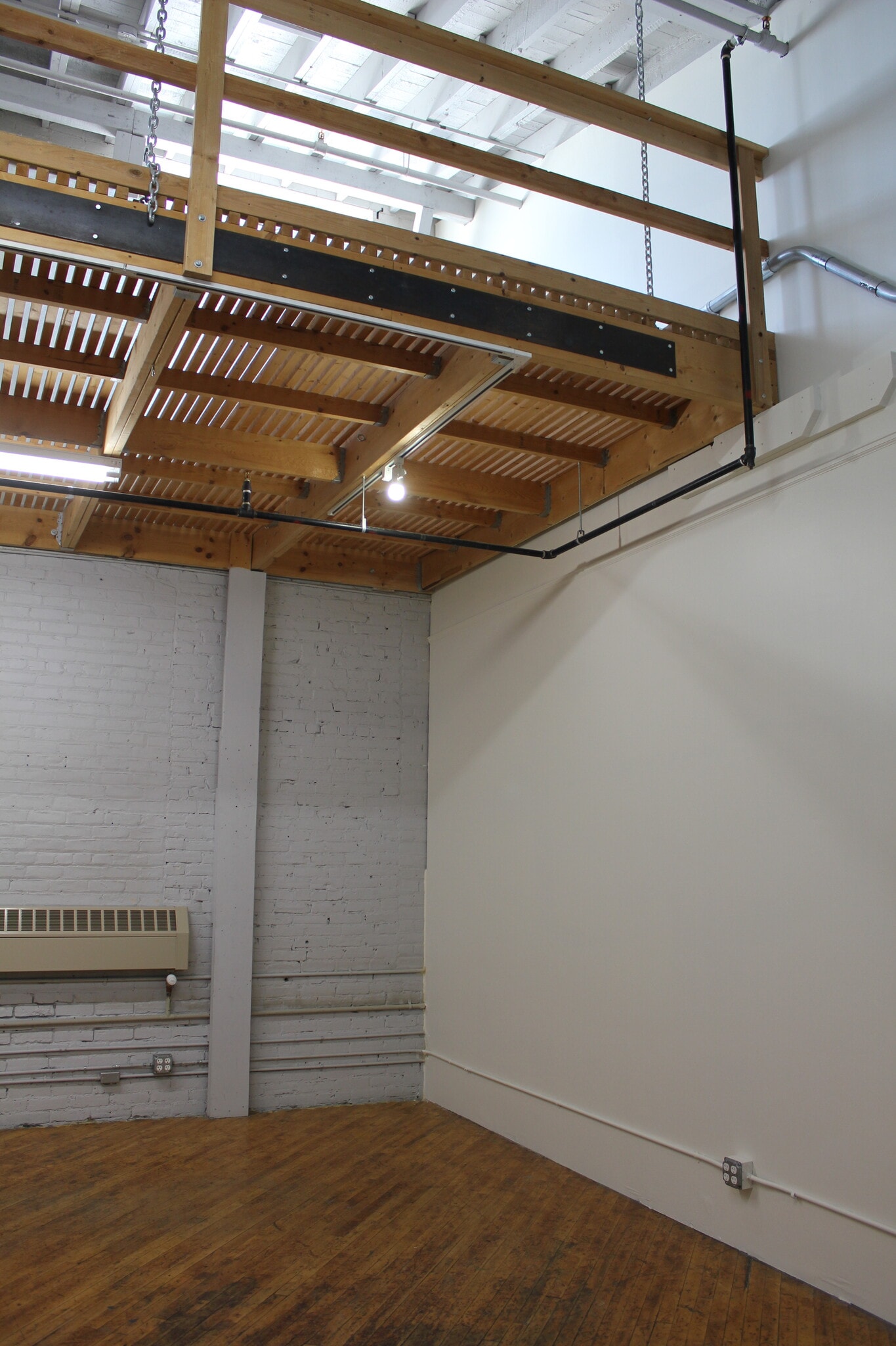1618-1620 Central Ave NE, Minneapolis, MN for lease Interior Photo- Image 1 of 1