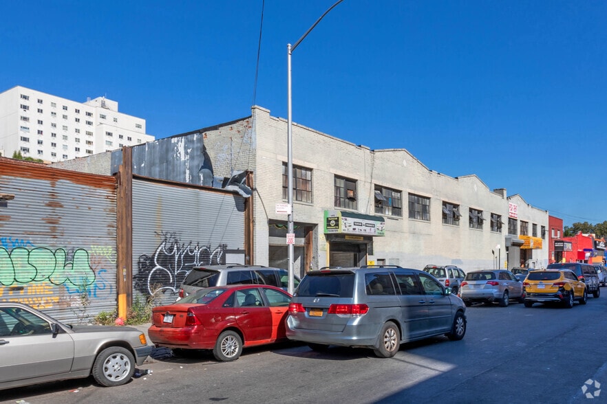 1415-1419 Inwood Ave, Bronx, NY for lease - Building Photo - Image 2 of 4