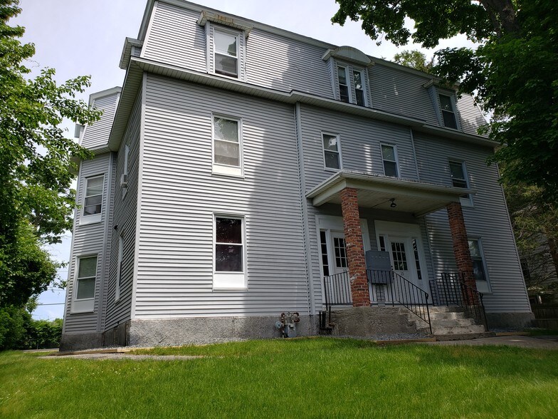 13-15 Gates St, Worcester, MA for sale - Building Photo - Image 1 of 1