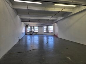 63 Woodward Ave, Ridgewood, NY for lease Interior Photo- Image 2 of 7