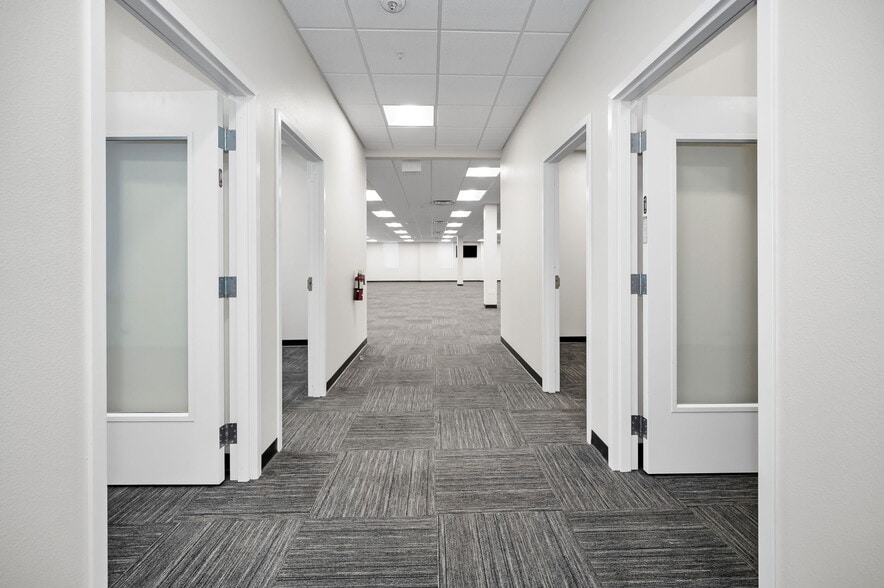 11541 Trinity Blvd, Trinity, FL for lease - Building Photo - Image 2 of 16