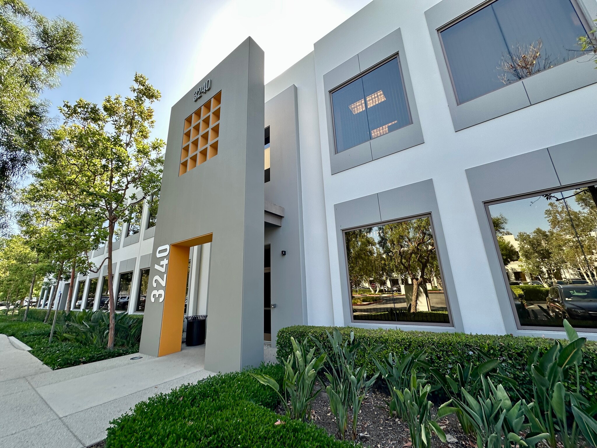 3240 El Camino Real, Irvine, CA for lease Building Photo- Image 1 of 19