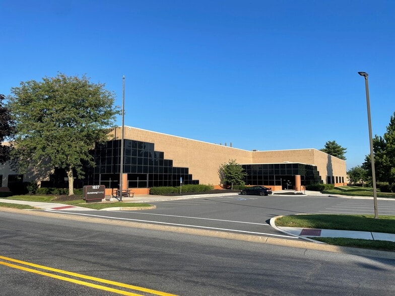 1827 Freedom Rd, Lancaster, PA for lease - Building Photo - Image 2 of 6