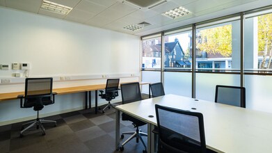 63-67 Wingate Sq, London for lease Interior Photo- Image 2 of 7