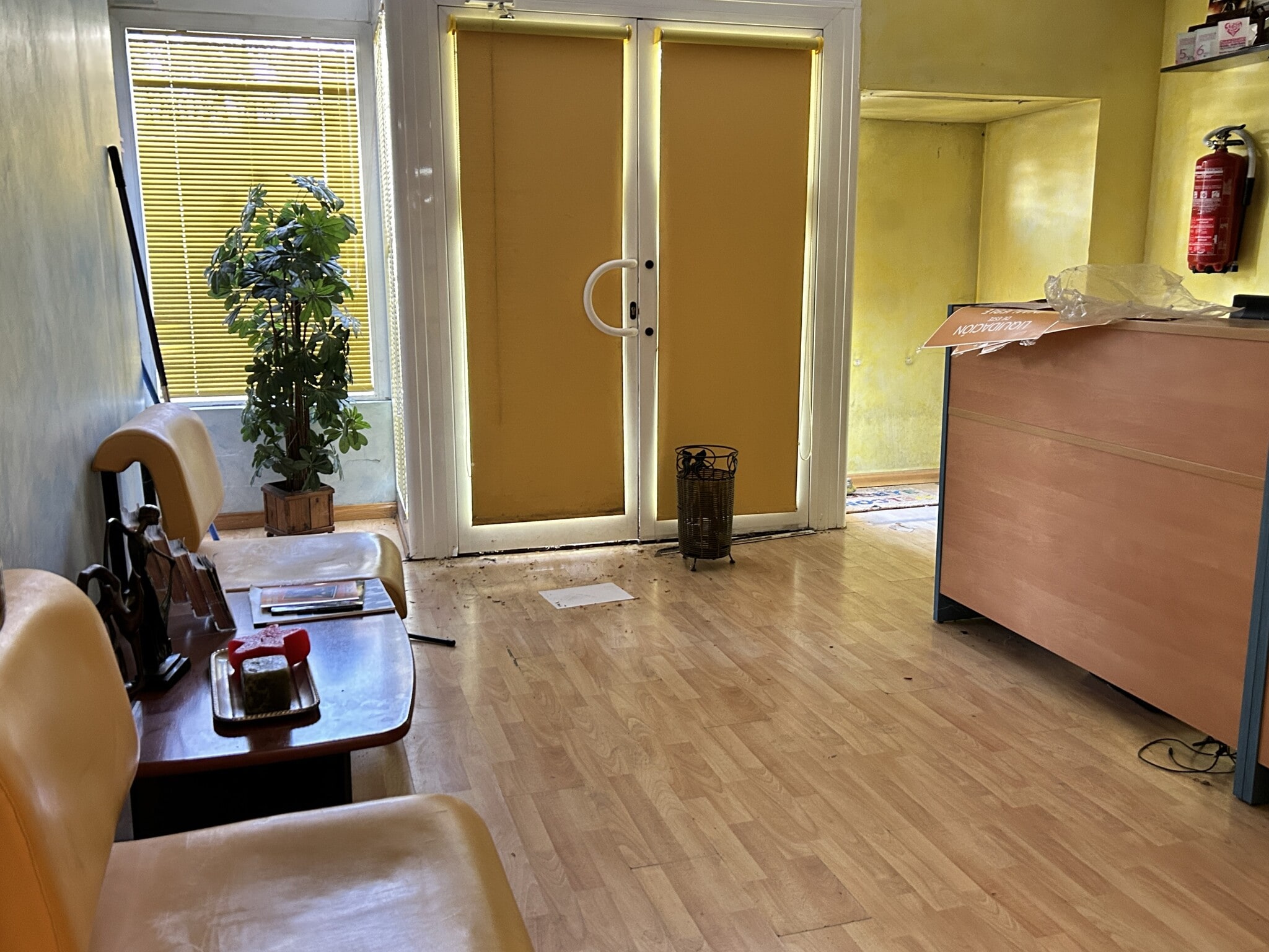 Retail in Toledo, Toledo for lease Interior Photo- Image 1 of 4