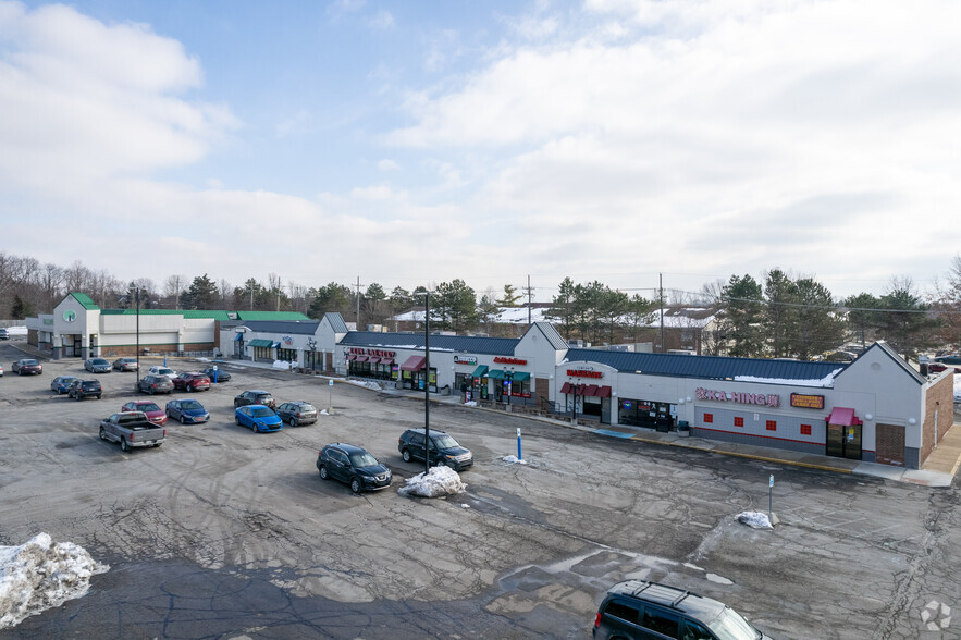 44999-45065 W Pontiac Trl, Novi, MI for lease - Building Photo - Image 1 of 4