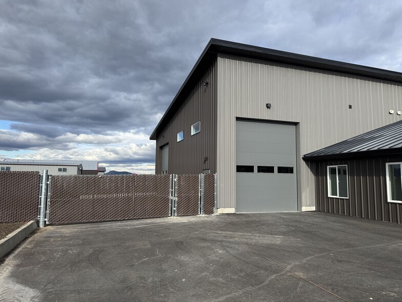 3141 Bellanca, Hayden, ID for lease - Building Photo - Image 3 of 18