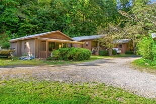 Sunset Farms Cabins - Airbnb Property