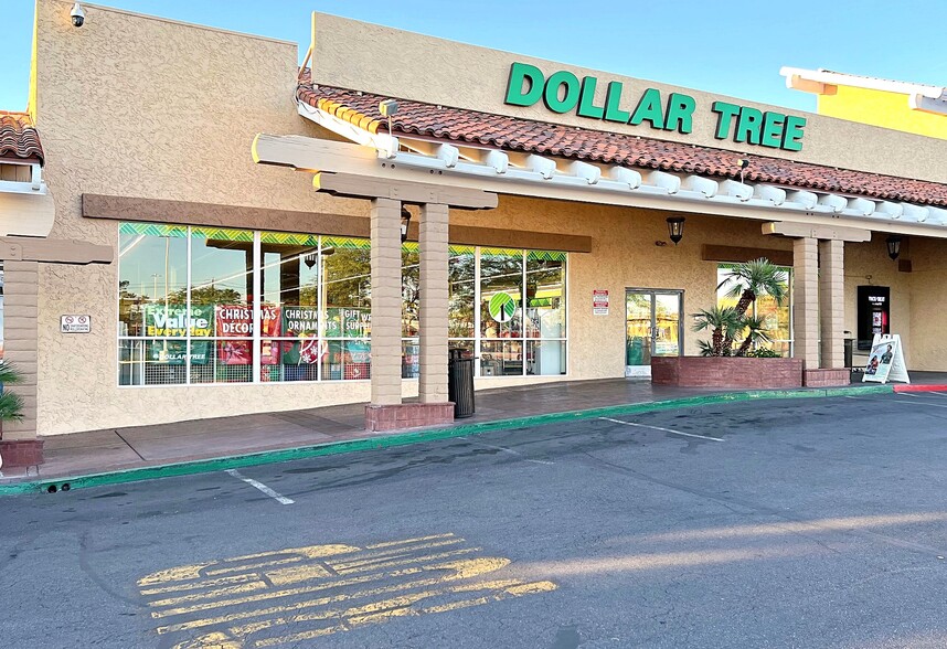 2702-2764 N Green Valley Pky, Henderson, NV for lease - Building Photo - Image 3 of 7