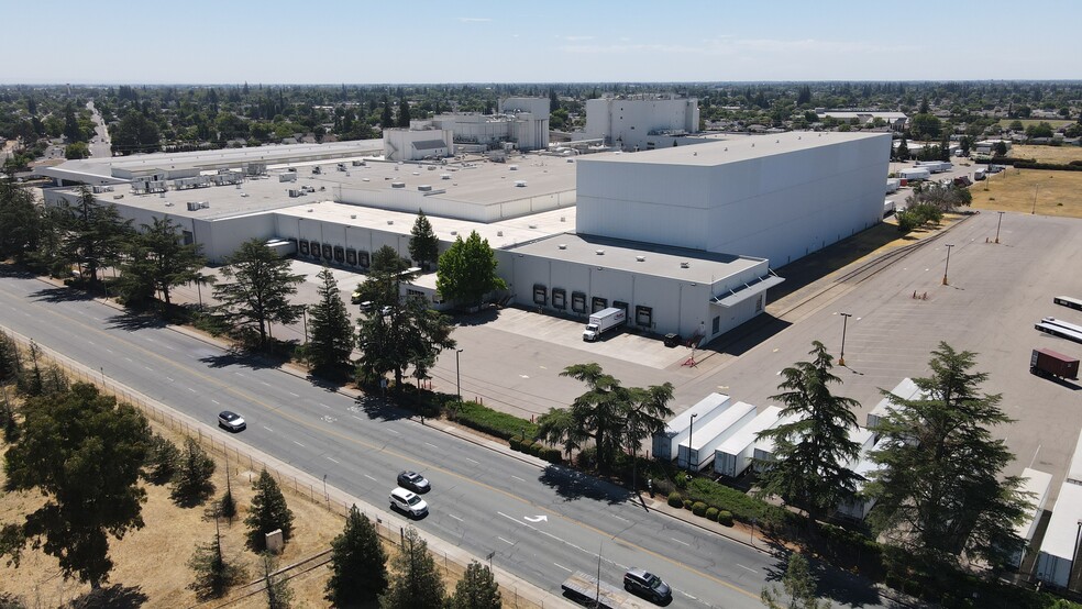 2000 W Turner Rd, Lodi, CA for lease - Building Photo - Image 3 of 11