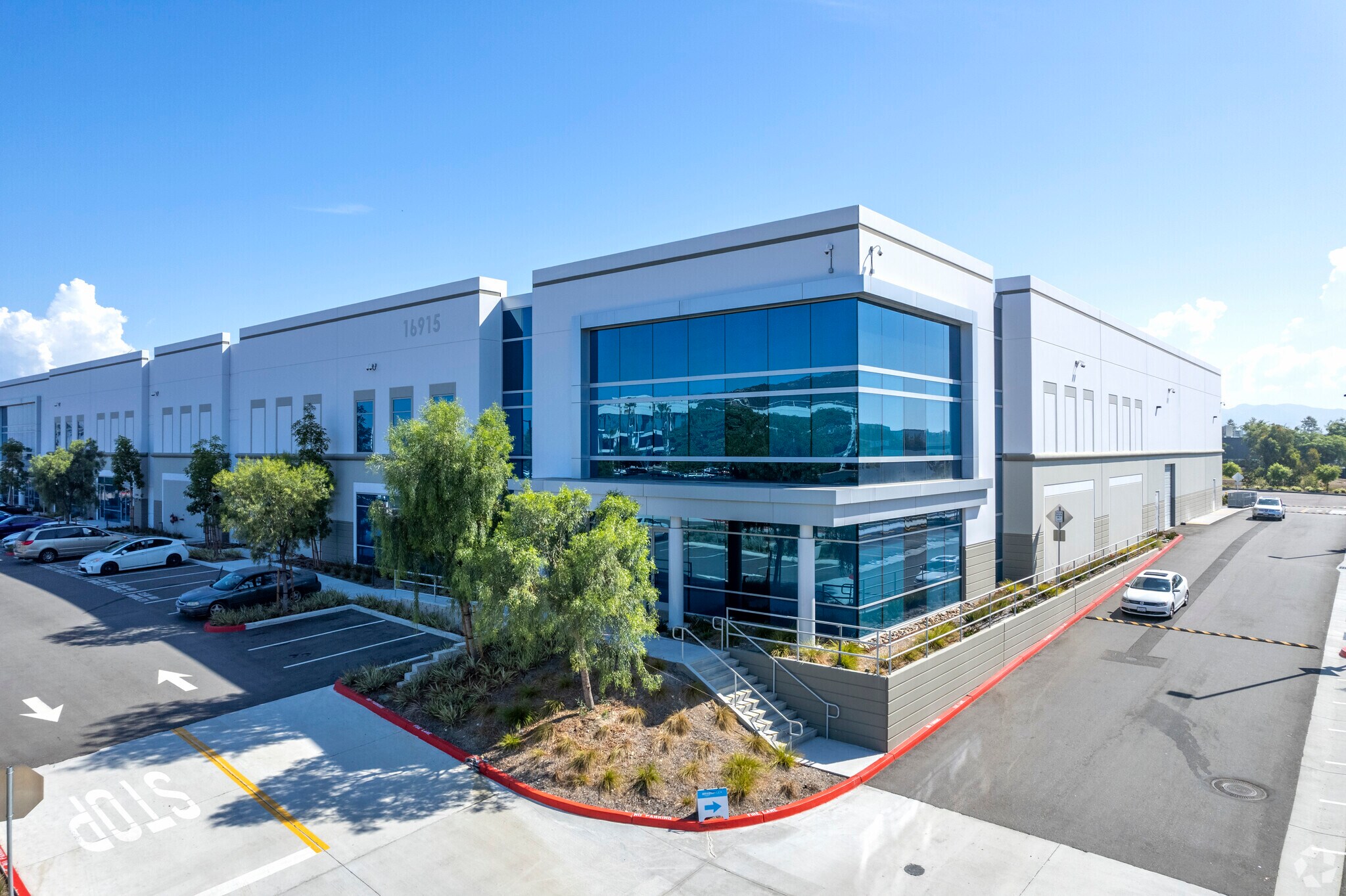 16915 Via Del Campo, San Diego, CA for sale Primary Photo- Image 1 of 1