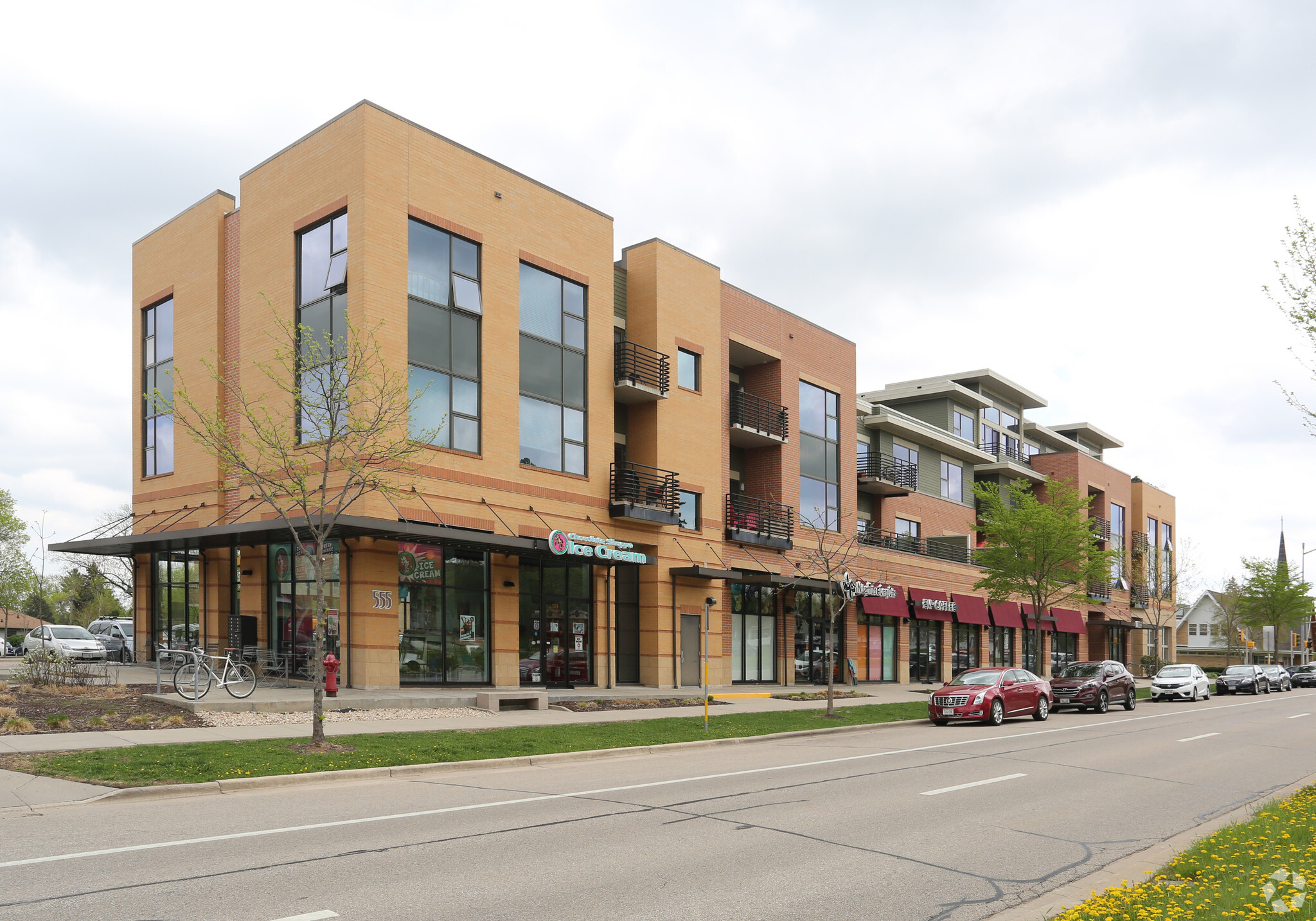 555 Midvale Blvd, Madison, WI for sale Primary Photo- Image 1 of 1