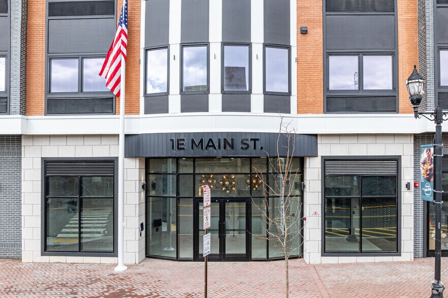 1 E Main St, Bound Brook, NJ for lease - Building Photo - Image 3 of 28
