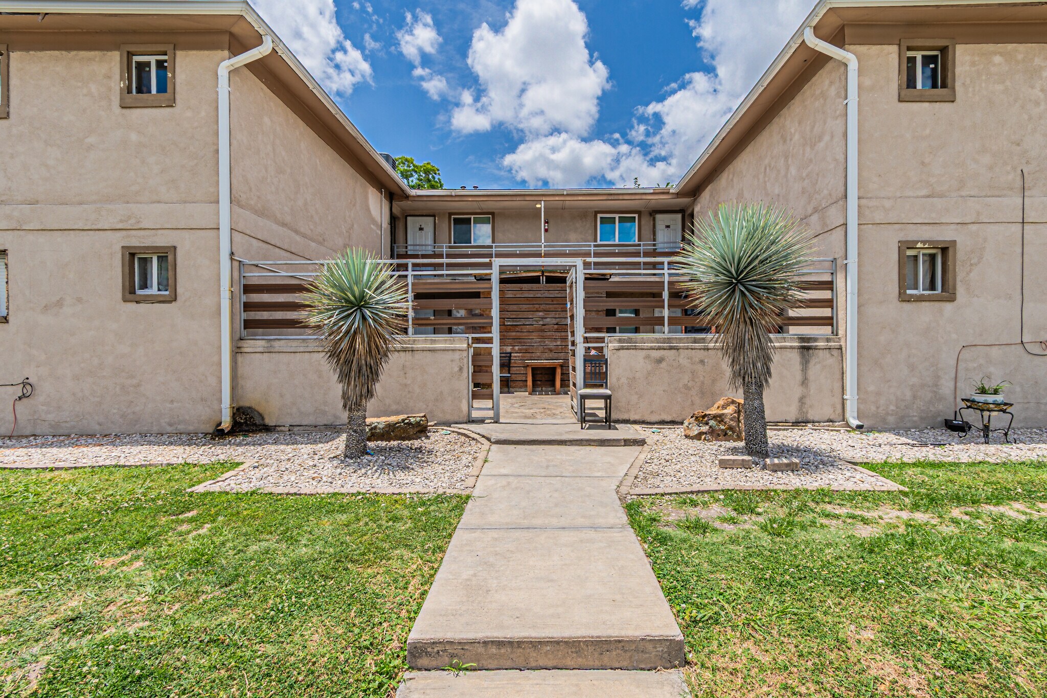 1607 N Carroll Ave, Dallas, TX for sale Building Photo- Image 1 of 1