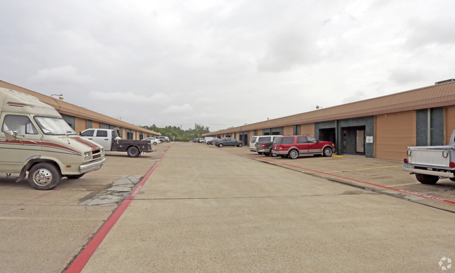 1228 W Scyene Rd, Mesquite, TX 75149