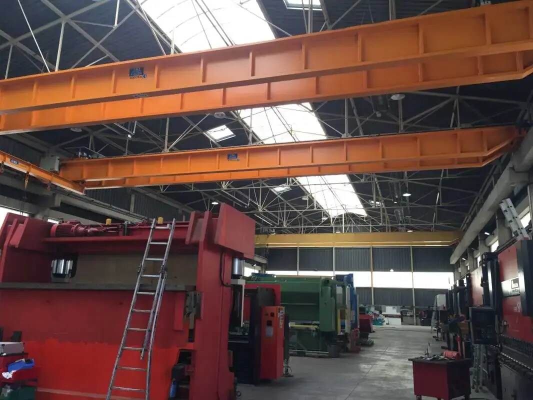 88 Rue Ambroise Paré, Saint-Priest for lease Interior Photo- Image 1 of 3