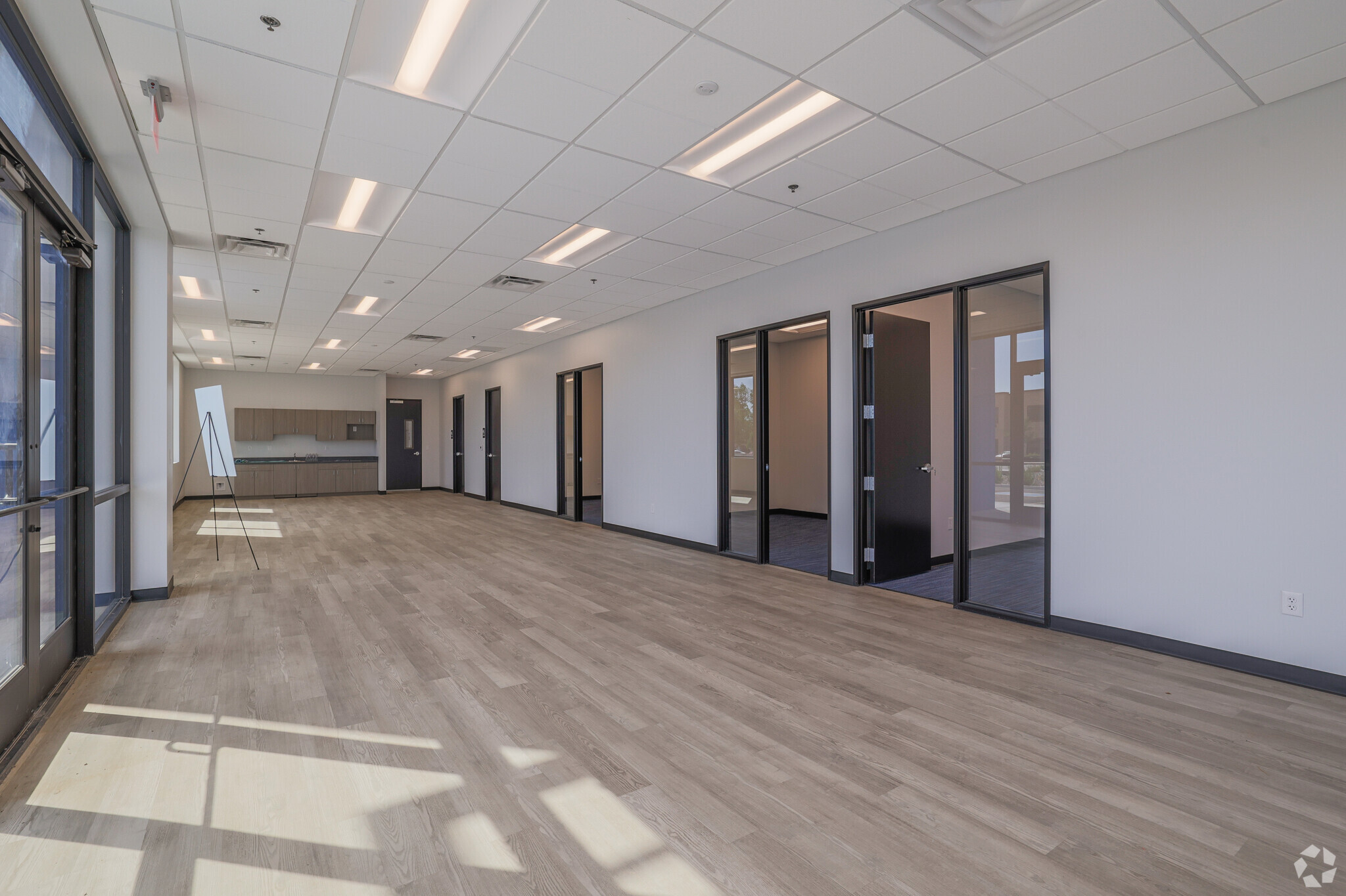 1466 N Eliseo C. Felix Jr Way, Avondale, AZ for sale Interior Photo- Image 1 of 11