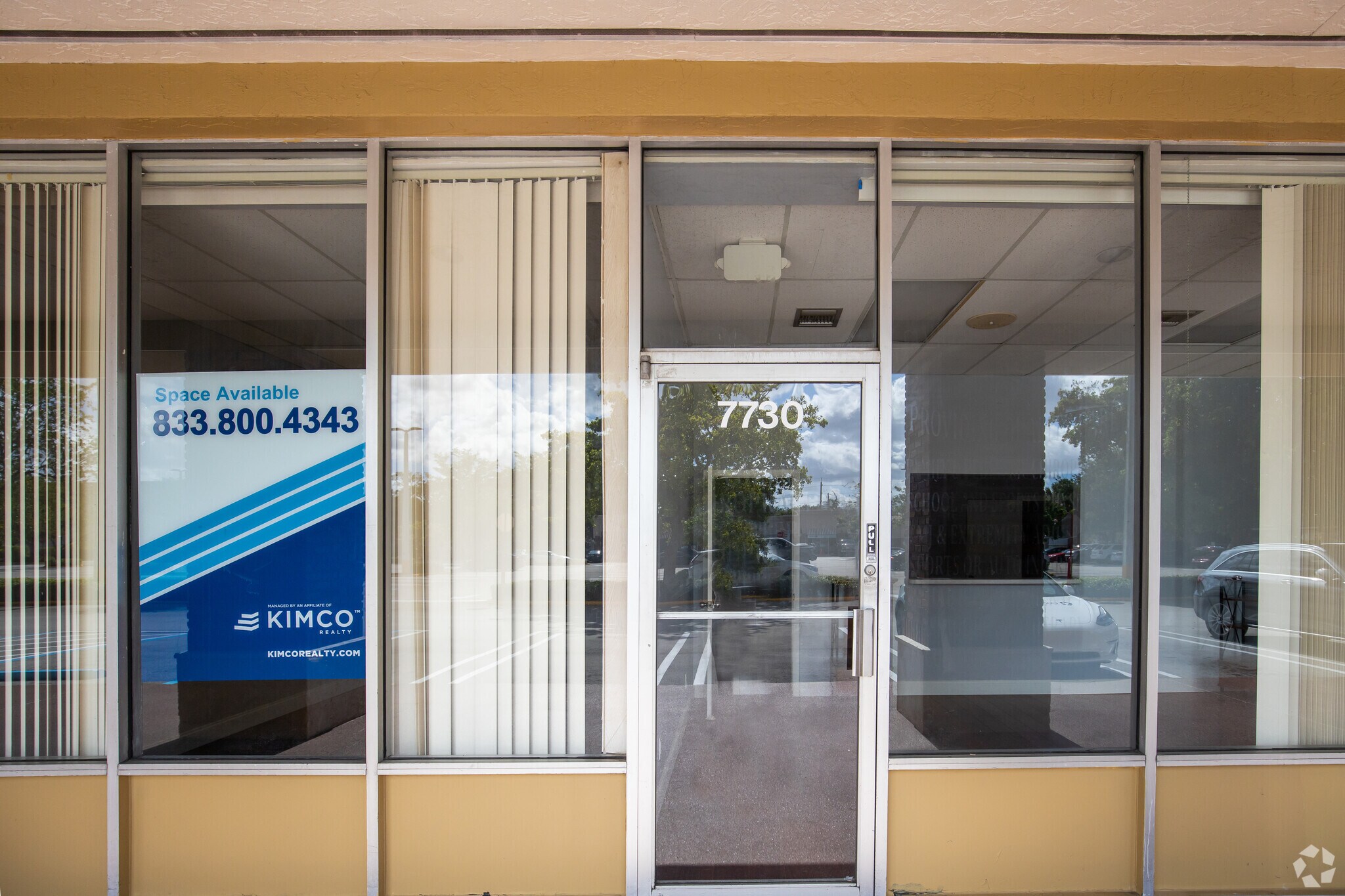 7676 Peters Rd, Plantation, FL 33324 Retail for Lease