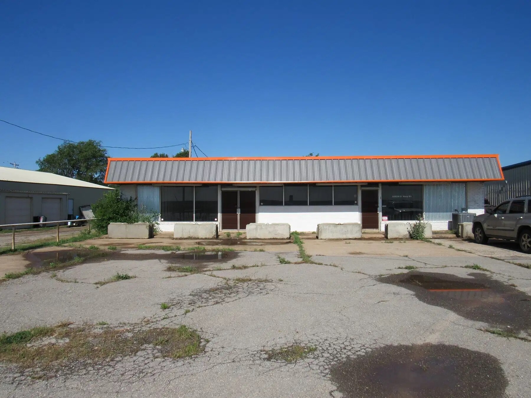 10020 US-81, Waukomis, OK for sale Primary Photo- Image 1 of 1
