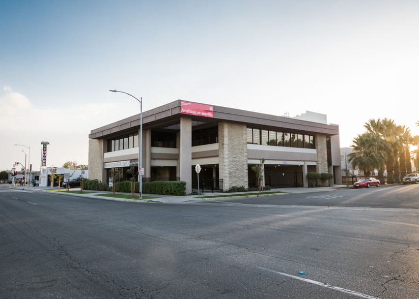 1227 Chester Ave, Bakersfield, CA for sale - Building Photo - Image 1 of 1