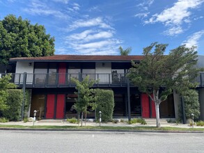 2665 30th St, Santa Monica, CA for lease Building Photo- Image 2 of 3