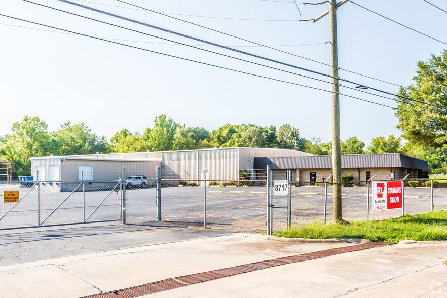 8717 Stagecoach Rd, Little Rock, AR 72210