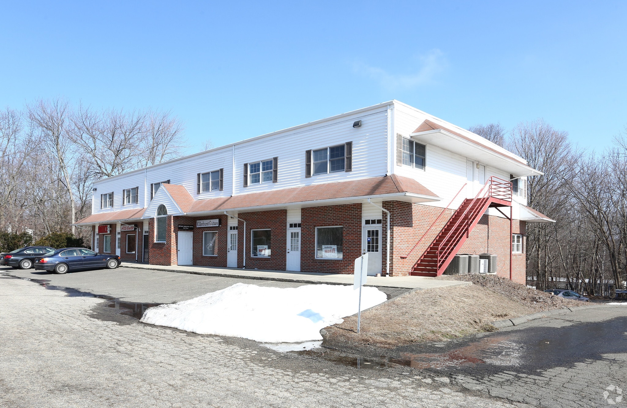 696 Amity Rd, Bethany, CT for lease Primary Photo- Image 1 of 9
