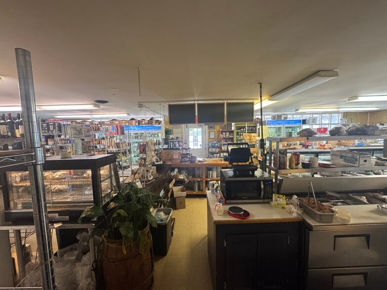 3177 US-7, Ferrisburgh, VT for lease - Building Photo - Image 3 of 5