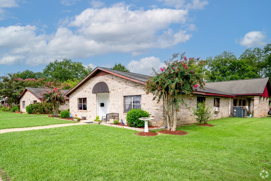 1612 5th Ave N, Bessemer, AL for sale - Building Photo - Image 1 of 21